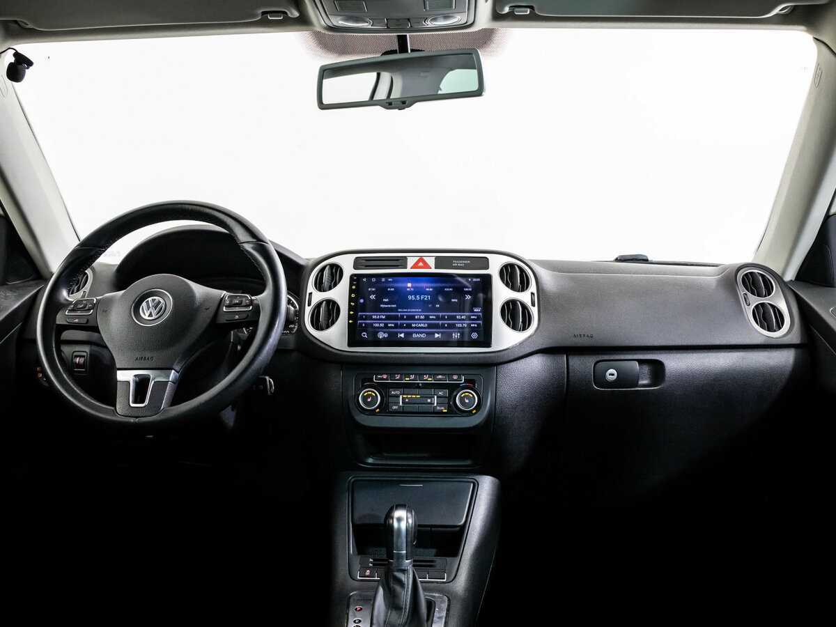 Volkswagen Tiguan, 2010 - 145 000 км. | Фото №8