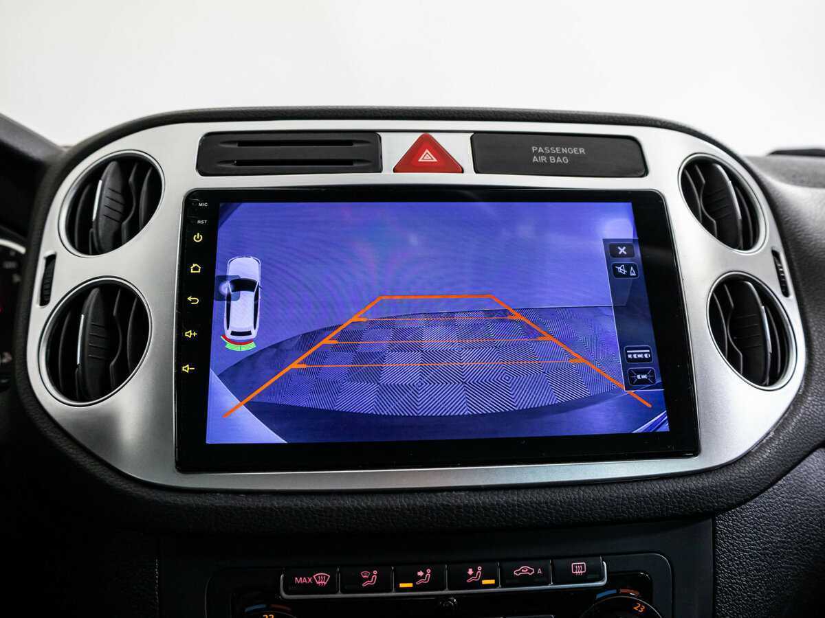 Volkswagen Tiguan, 2010 Фото №10