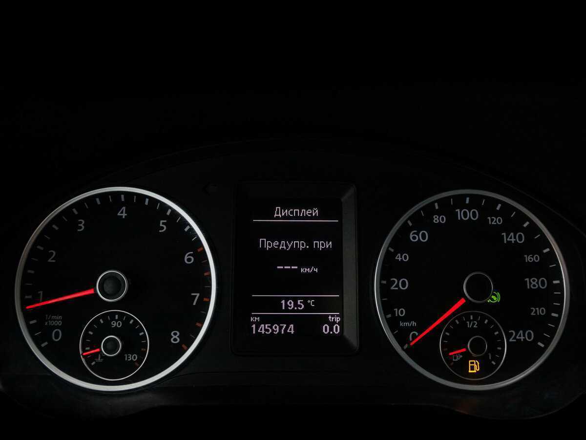 Volkswagen Tiguan, 2010 Фото №16