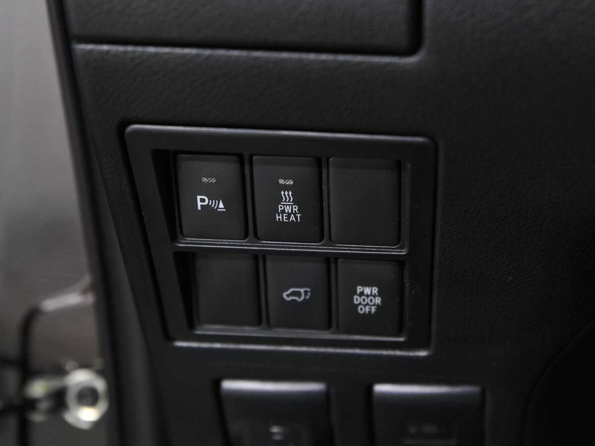 Toyota Fortuner, 2017 Фото №16