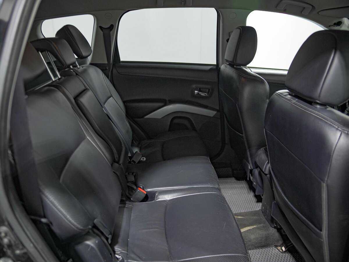 Mitsubishi Outlander, 2010 Фото №16