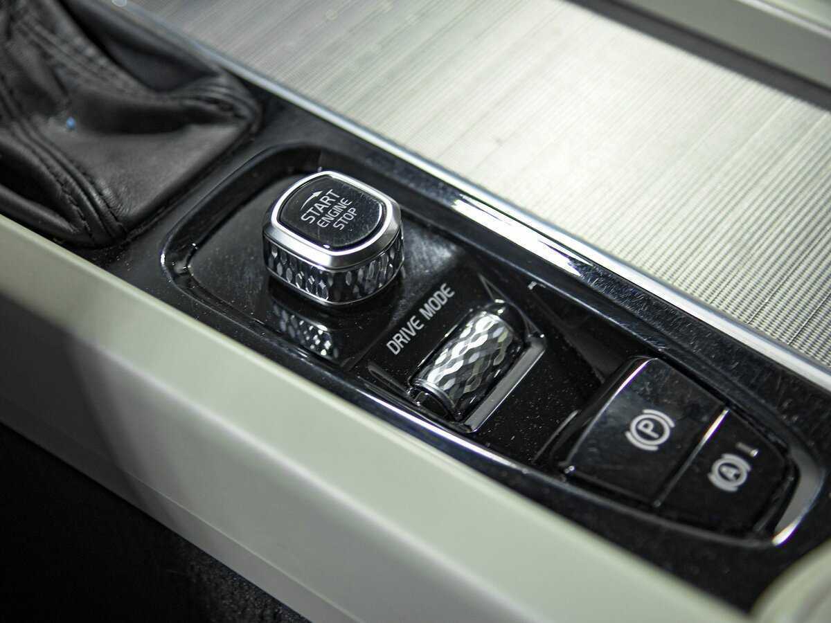 Volvo XC60, 2017 Фото №14