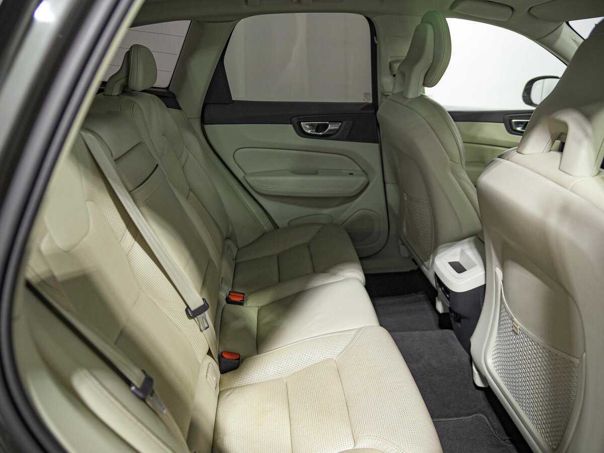 Volvo XC60, 2017 Фото №19