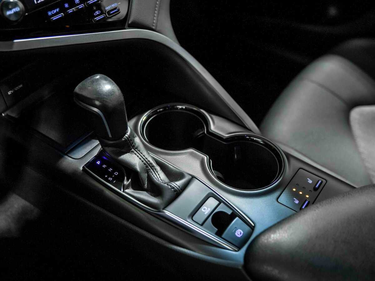 Toyota Camry, 2021 Фото №13