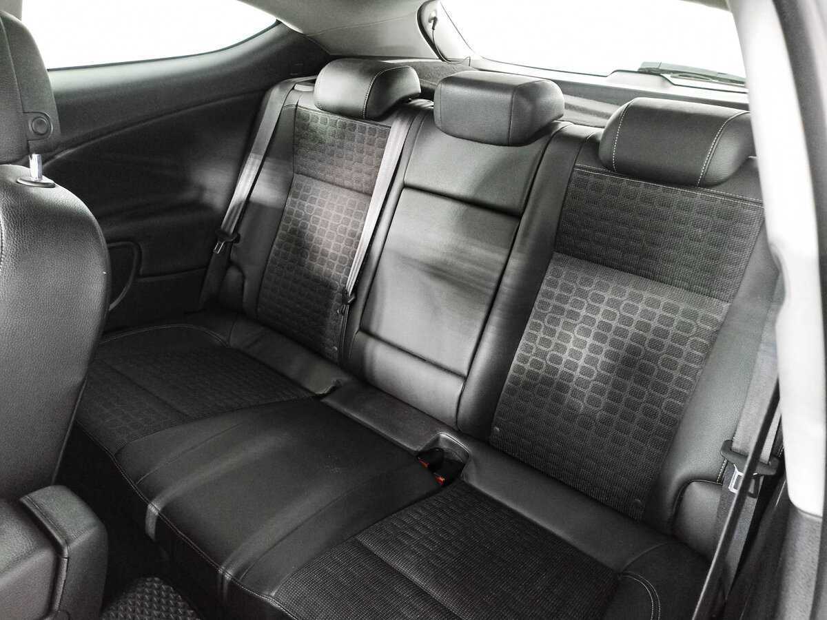 Opel Astra GTC, 2014 Фото №12