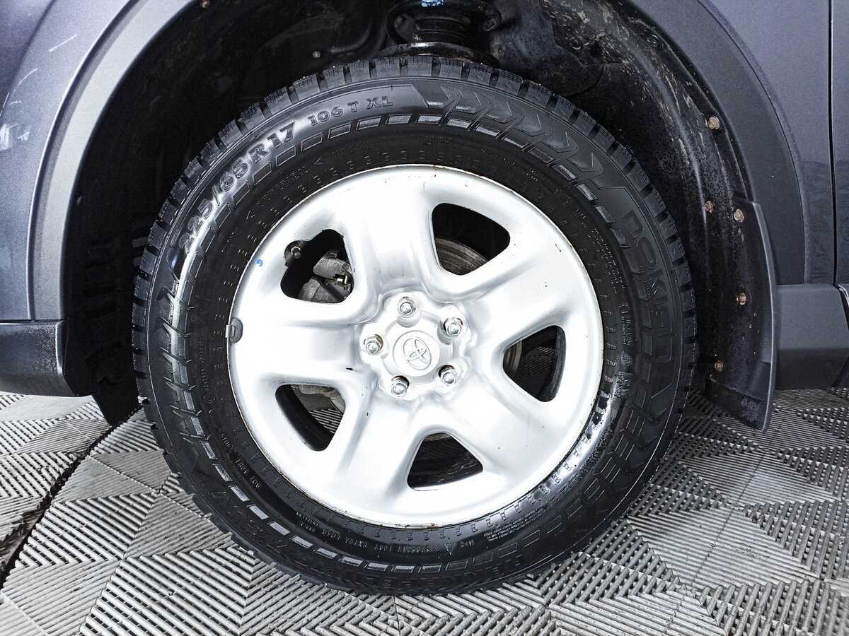 Toyota RAV4, 2015 Фото №17