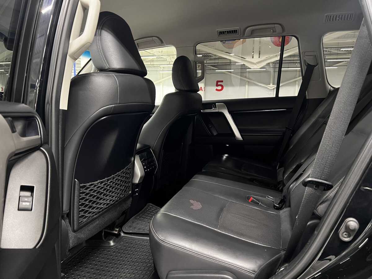 Toyota Land Cruiser Prado, 2017 Фото №12