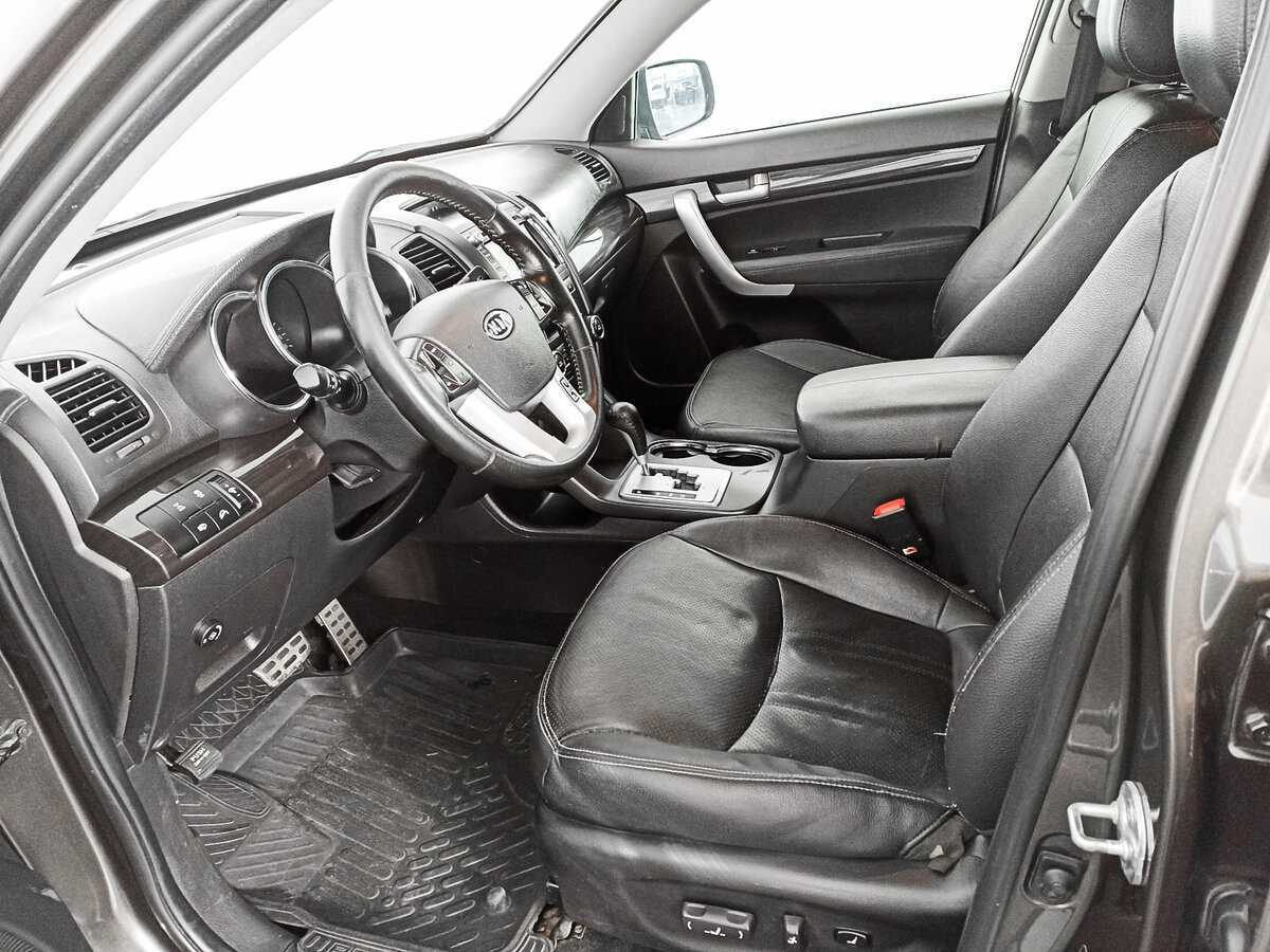 Kia Sorento, 2011 Фото №16