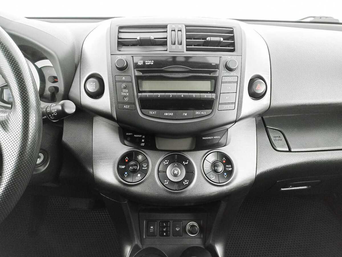 Toyota RAV4, 2011 Фото №13