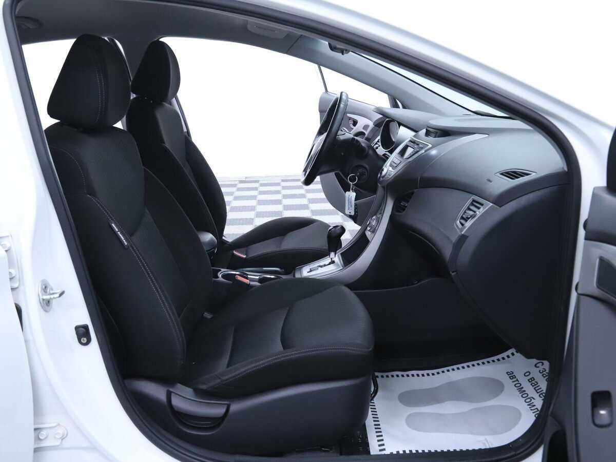 Hyundai Elantra, 2011 Фото №10