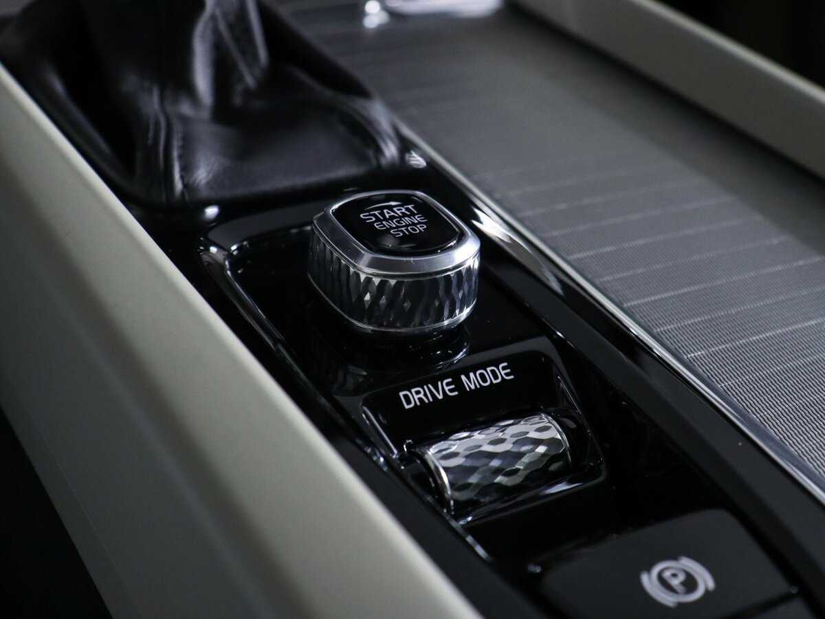 Volvo XC60, 2017 Фото №22