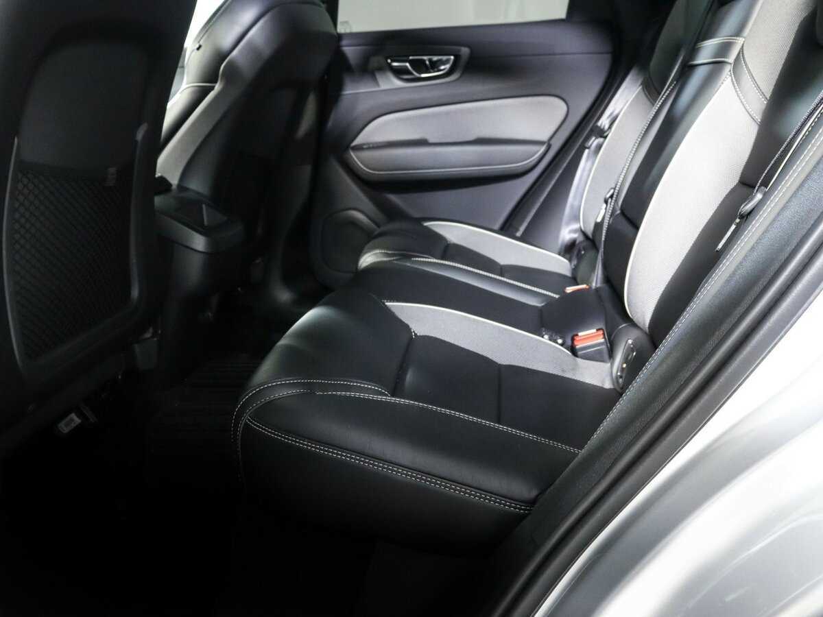 Volvo XC60, 2019 Фото №7