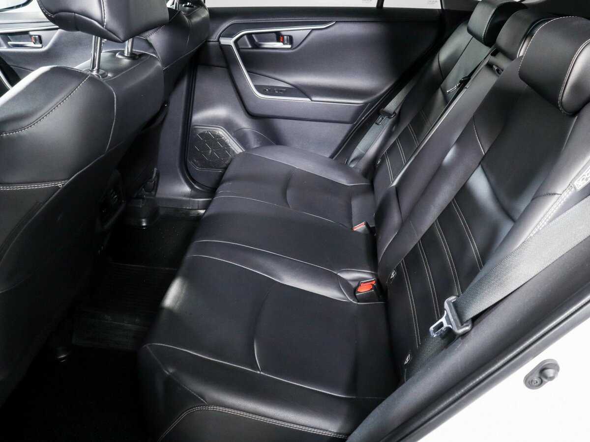 Toyota RAV4, 2019 Фото №10