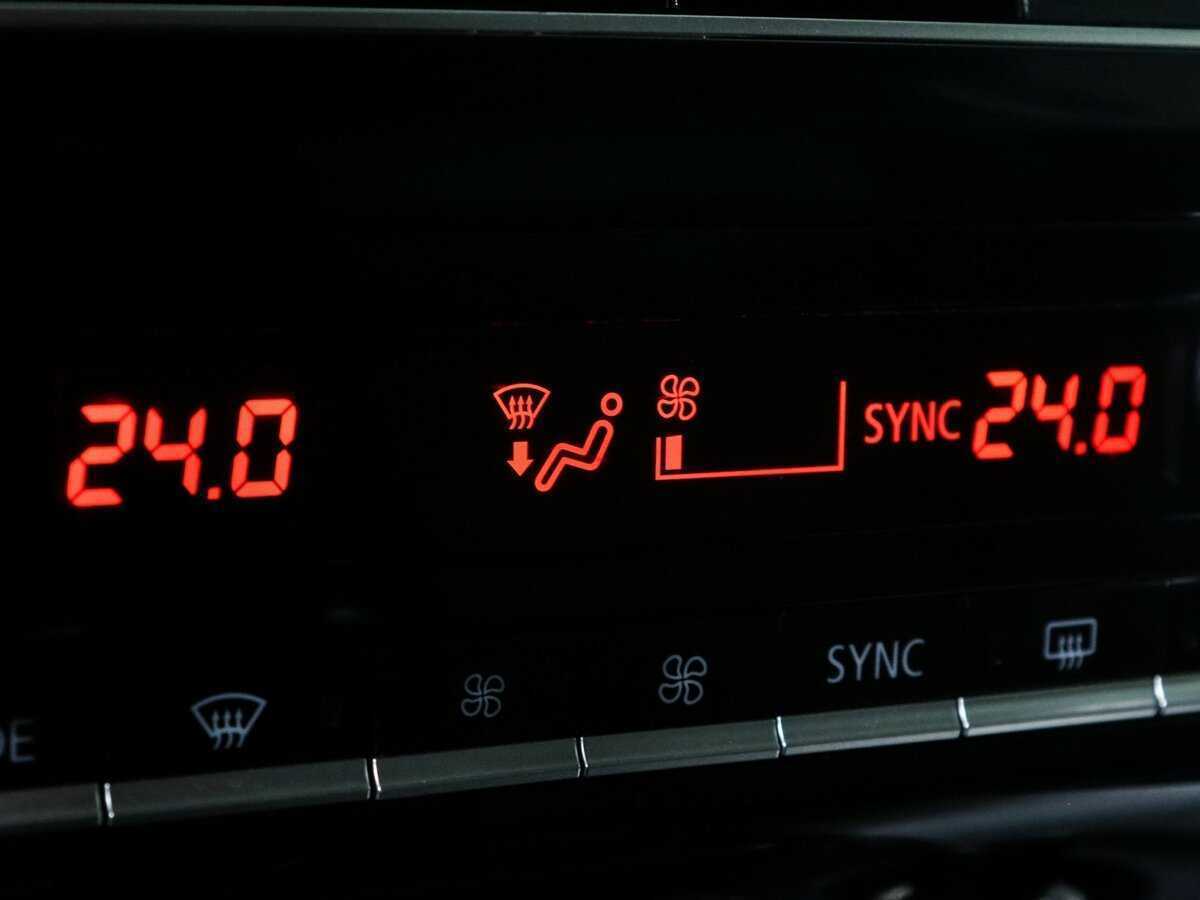 Mitsubishi Pajero Sport, 2021 Фото №14