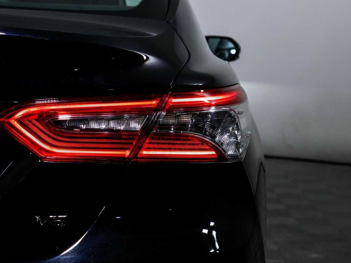 Toyota Camry, 2021 Фото №17