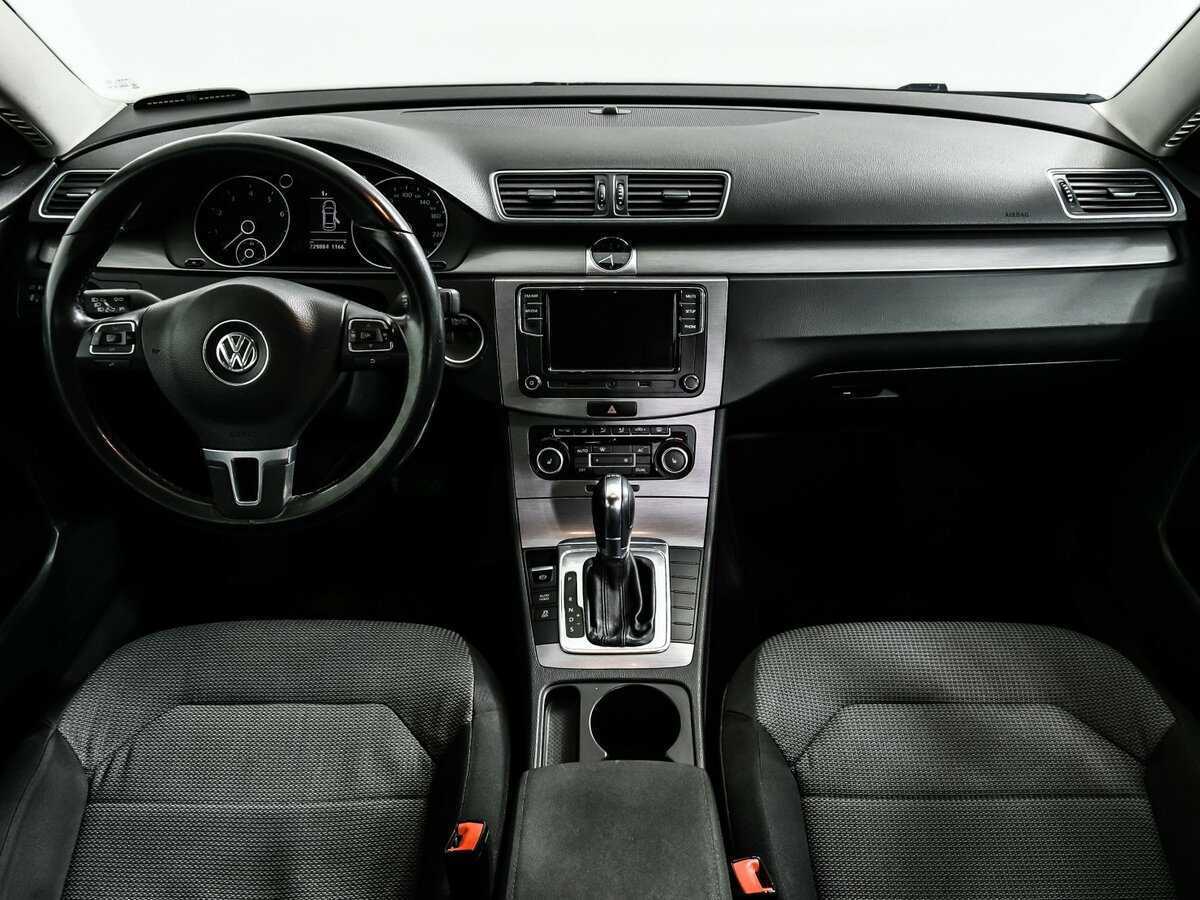 Volkswagen Passat, 2011 Фото №11