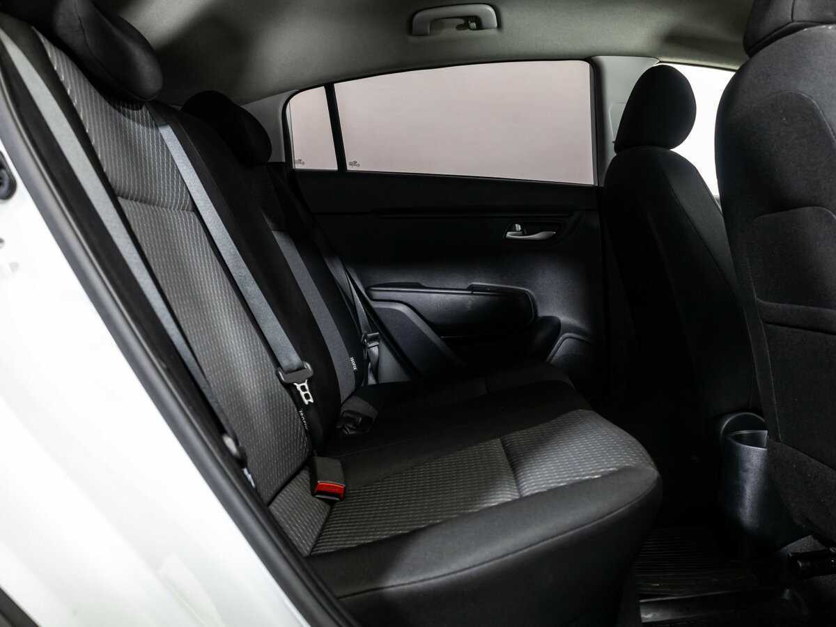 Kia Rio X-Line, 2020 Фото №10