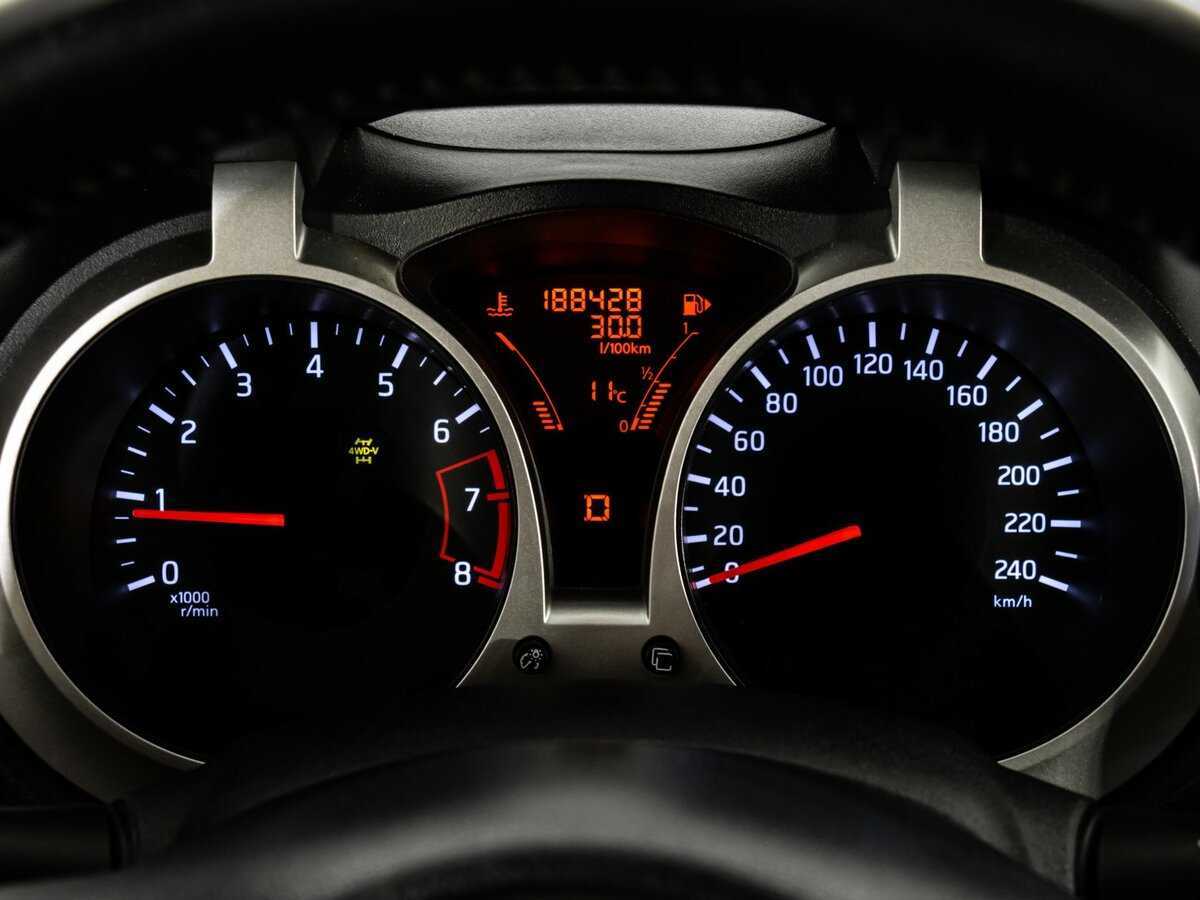 Nissan Juke, 2011 Фото №18