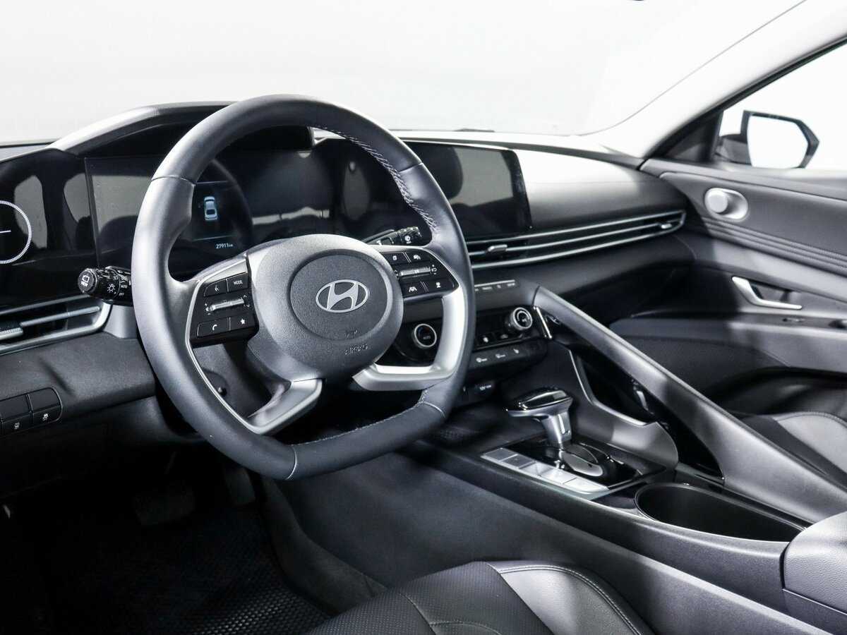 Hyundai Elantra, 2023 Фото №14