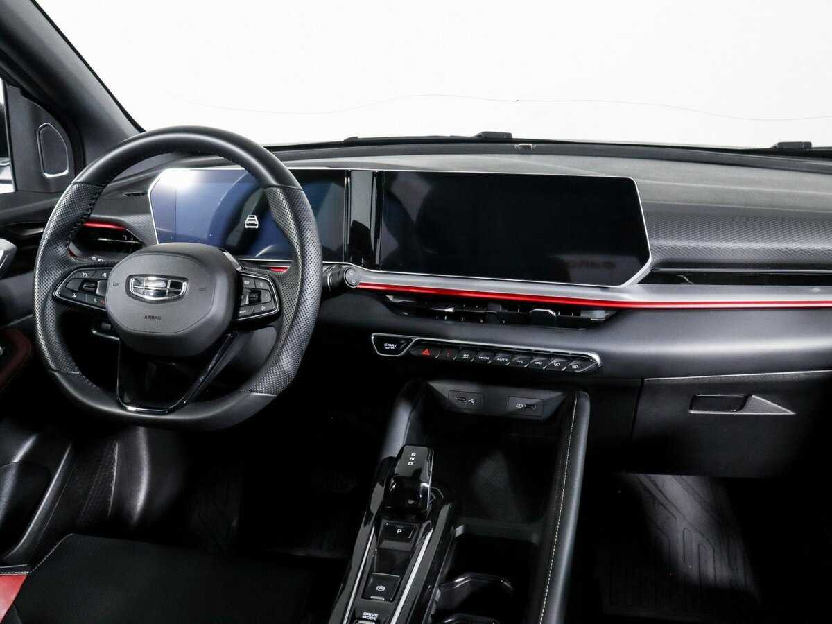 Geely Coolray, 2023 Фото №9