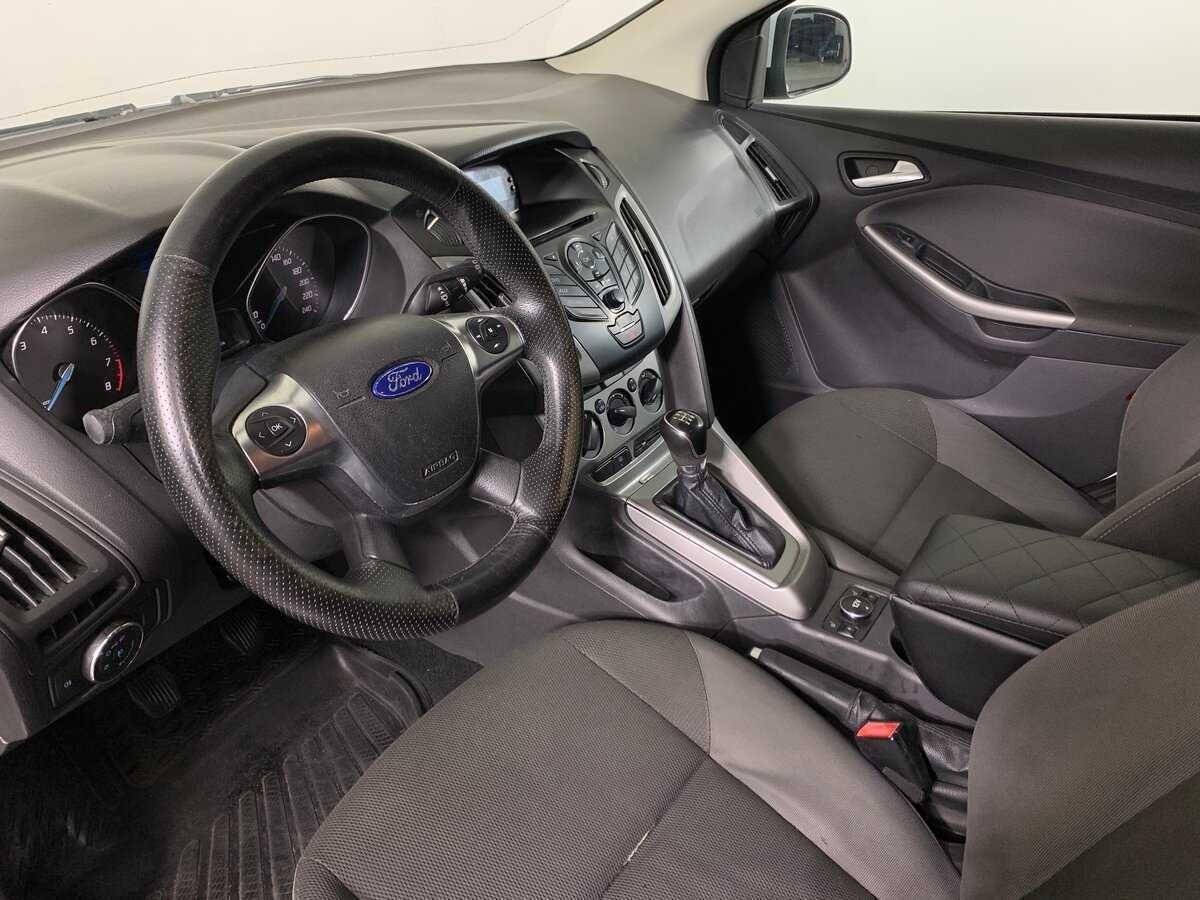 Ford Focus, 2011 Фото №12