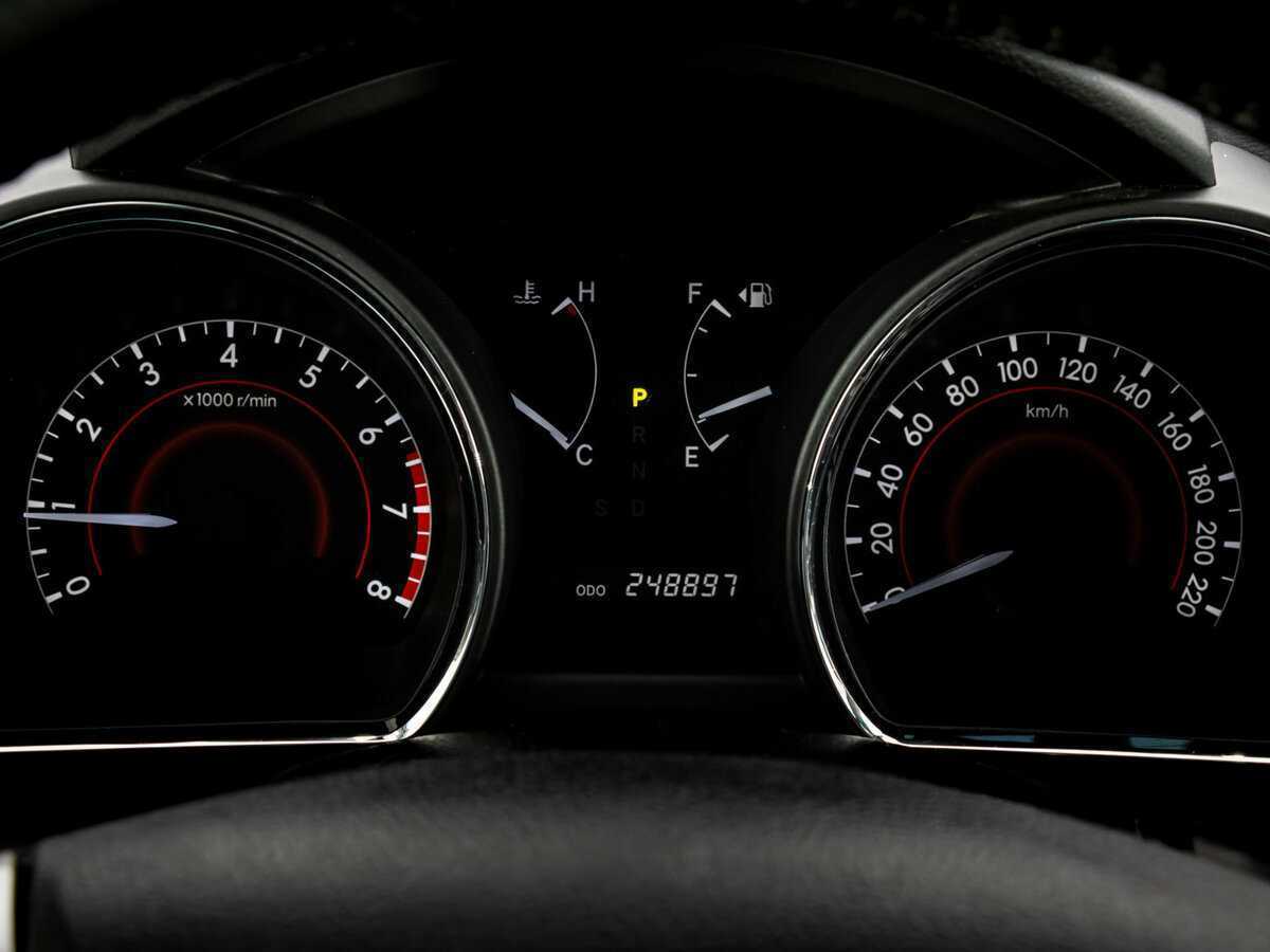 Toyota Highlander, 2011 Фото №20