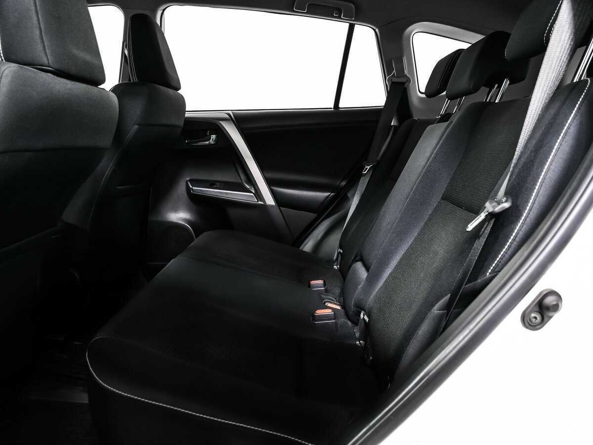 Toyota RAV4, 2016 Фото №13