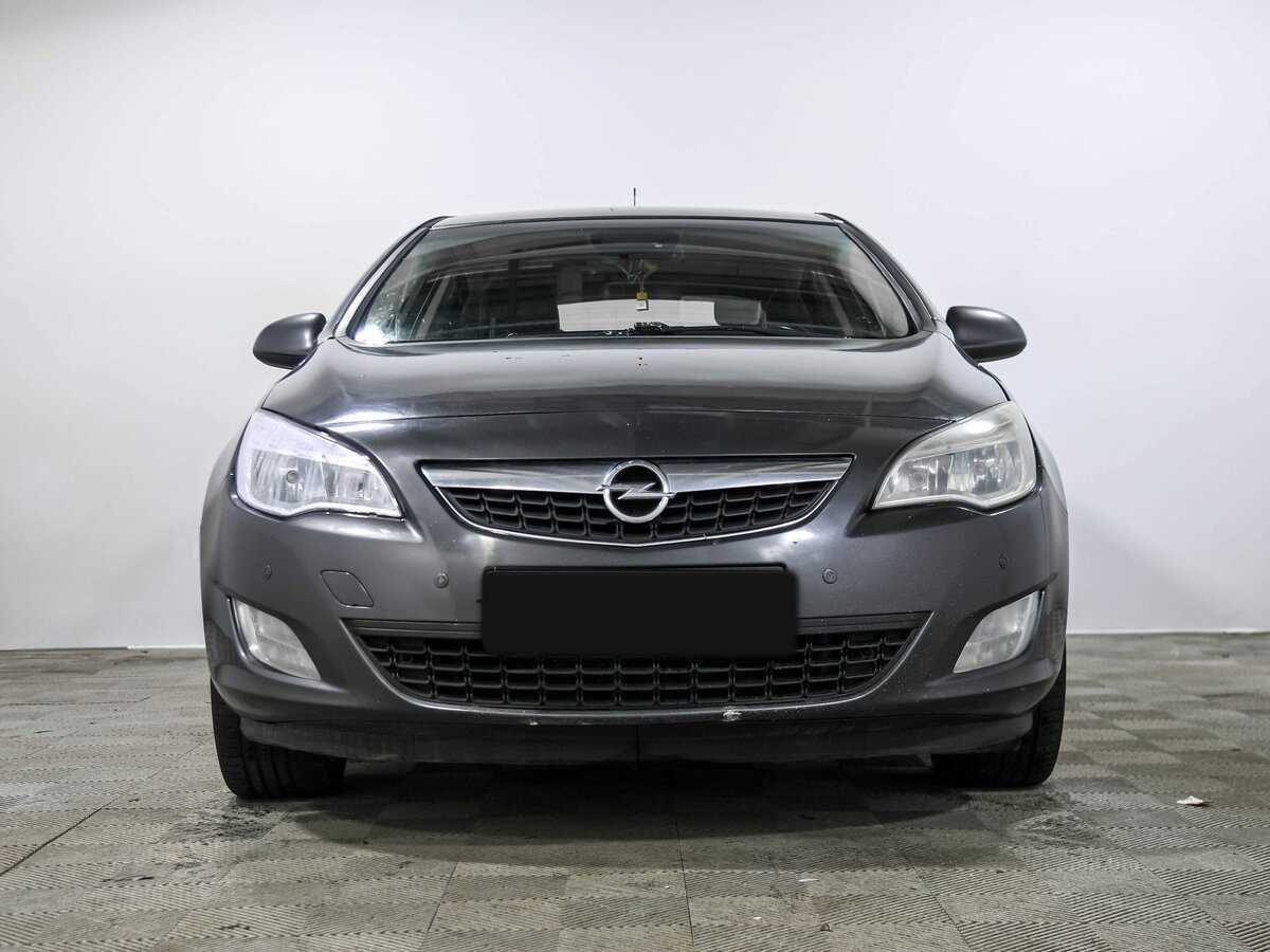 Opel Astra, 2011 - 167 768 км. | Фото №2