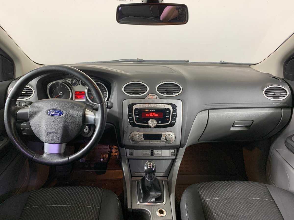 Ford Focus, 2011 Фото №12