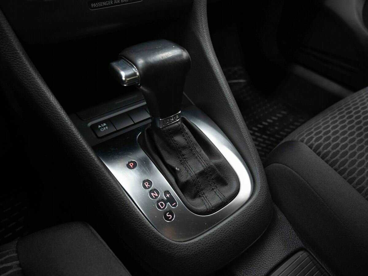 Volkswagen Golf, 2009 Фото №19