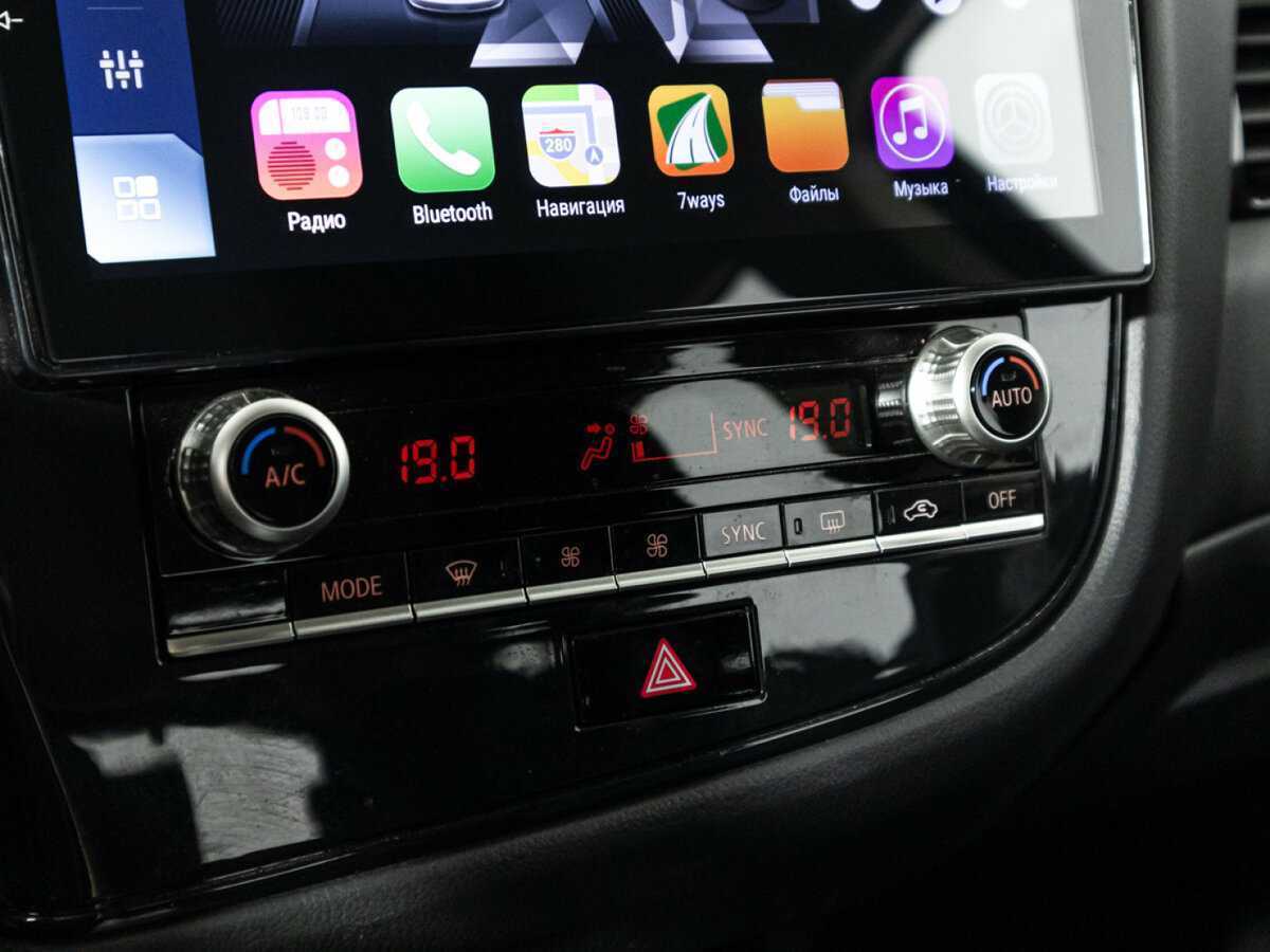 Mitsubishi Outlander, 2021 Фото №17