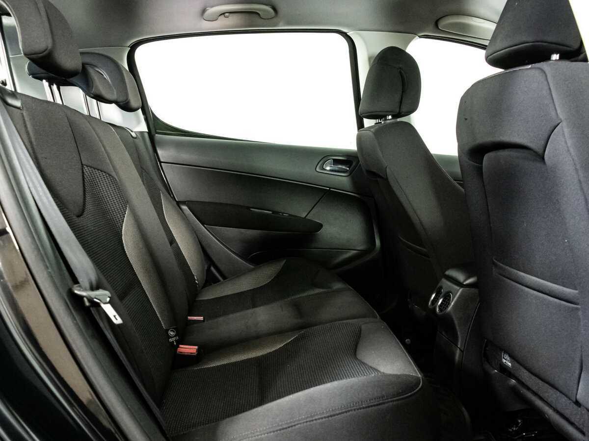 Peugeot 308, 2008 Фото №12