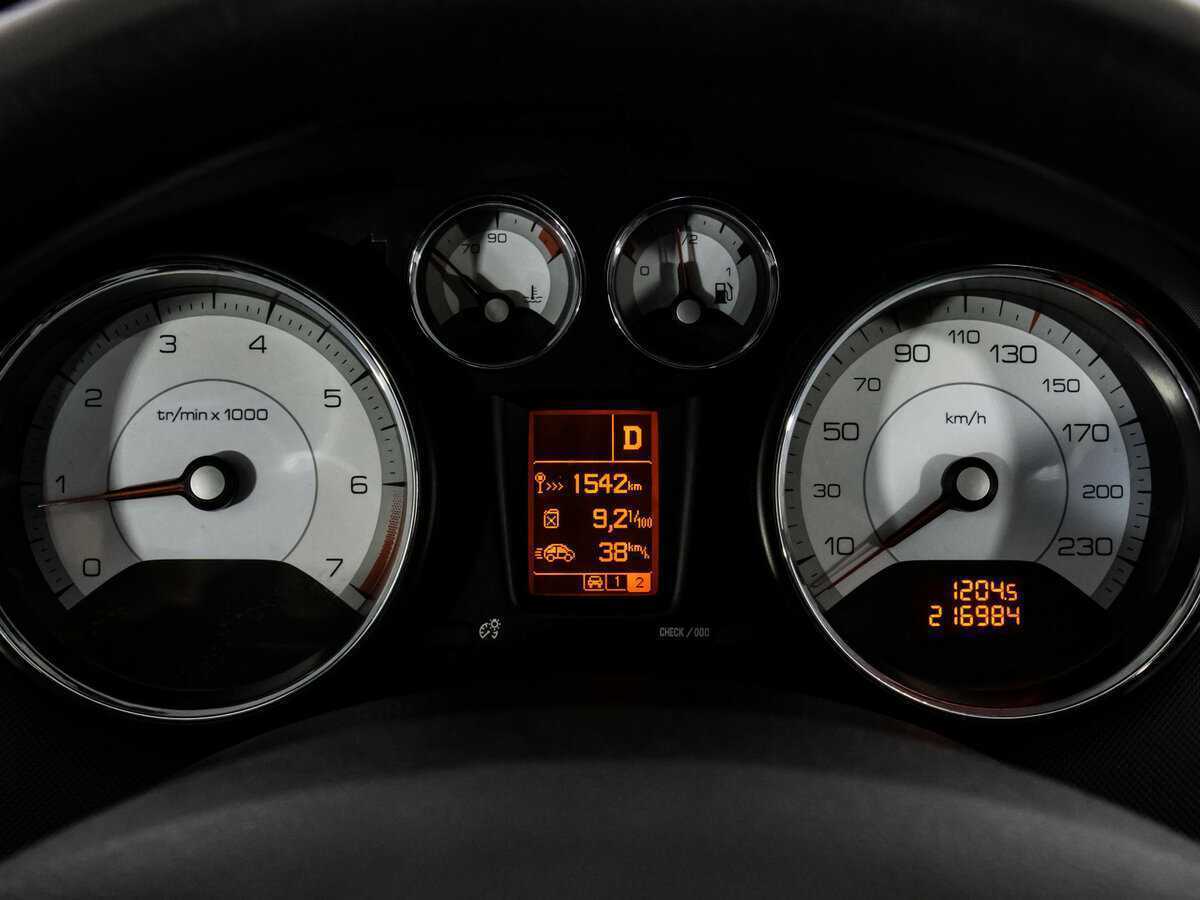 Peugeot 308, 2008 Фото №13