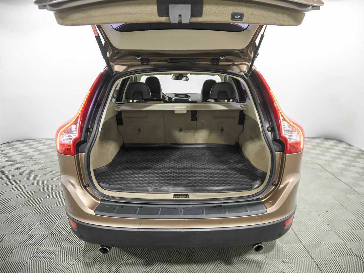 Volvo XC60, 2010 Фото №16