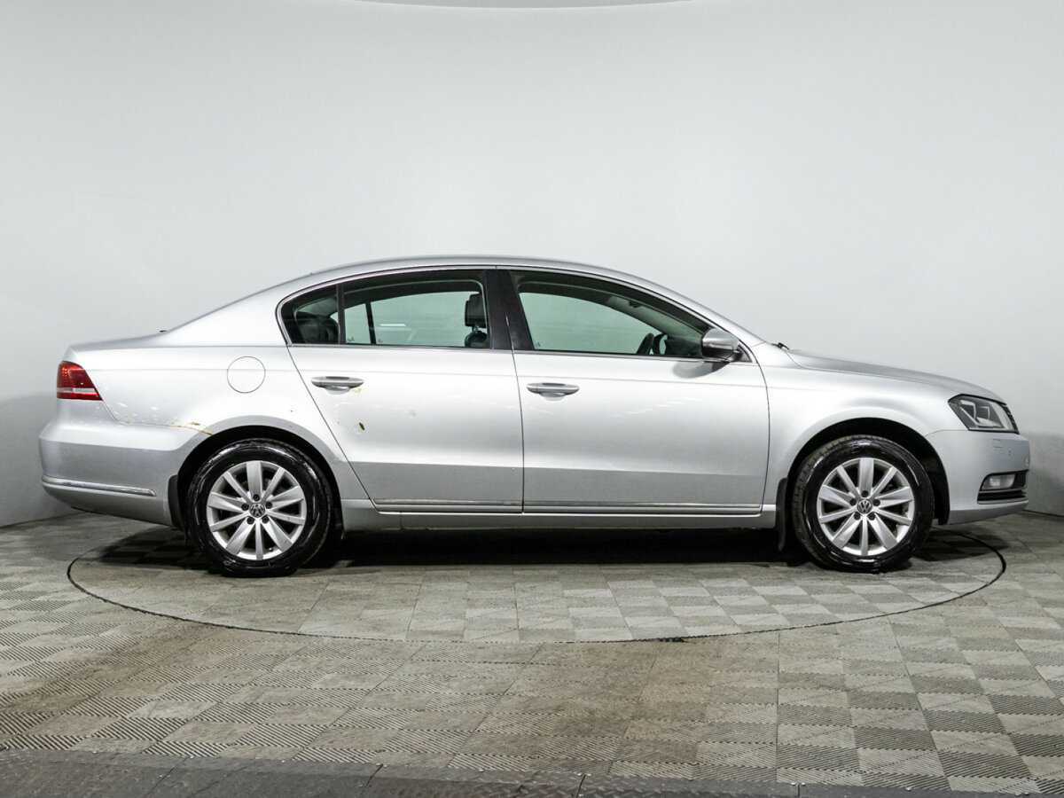 Volkswagen Passat, 2011 - 178 634 км. | Фото №4