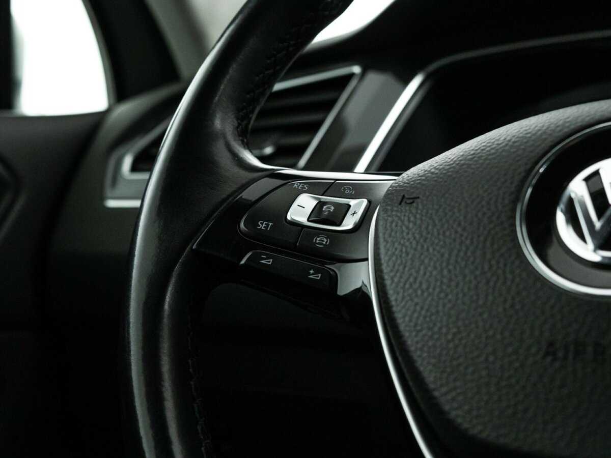 Volkswagen Tiguan, 2020 Фото №21