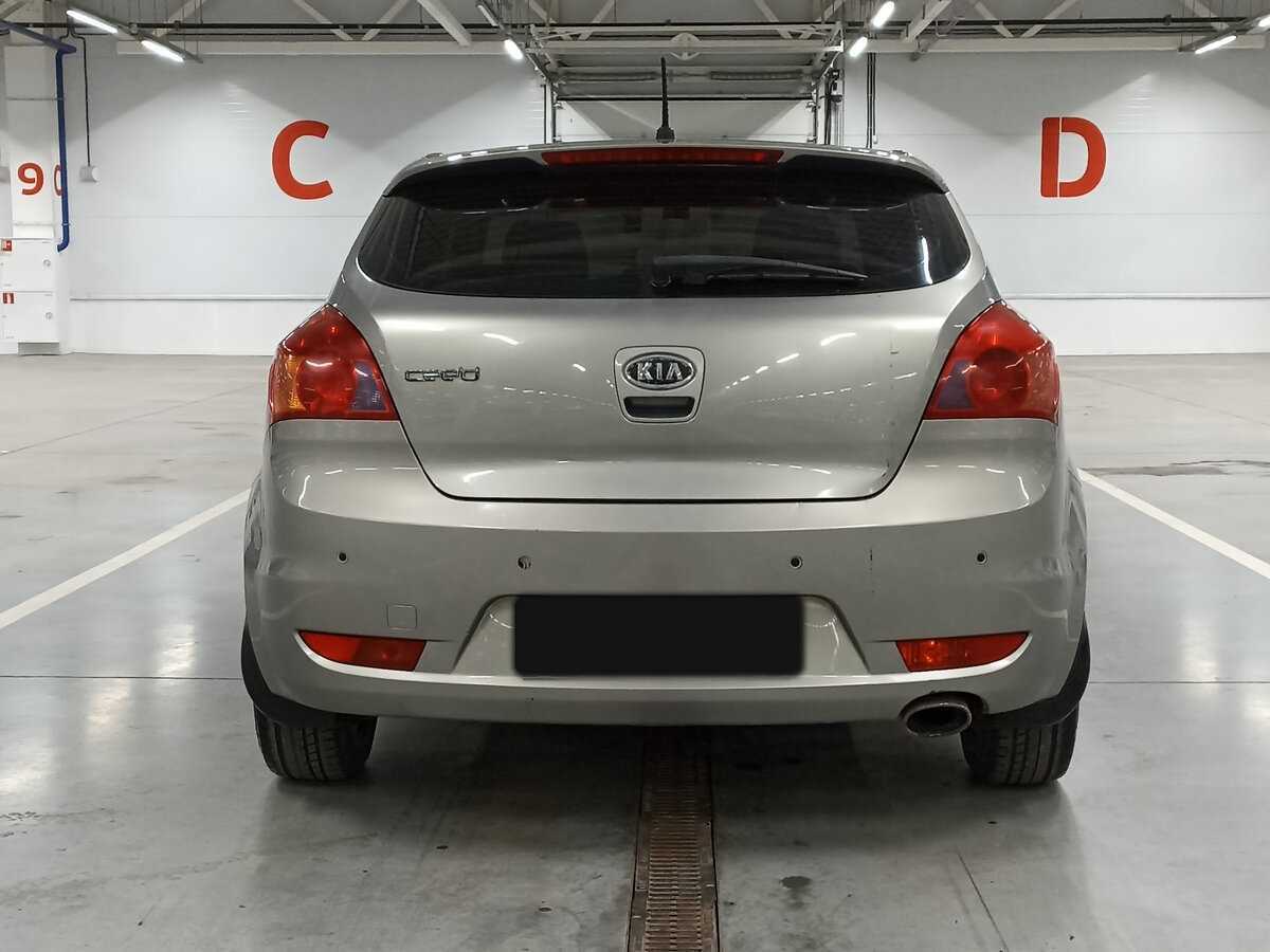 Kia Ceed, 2011 Фото №6
