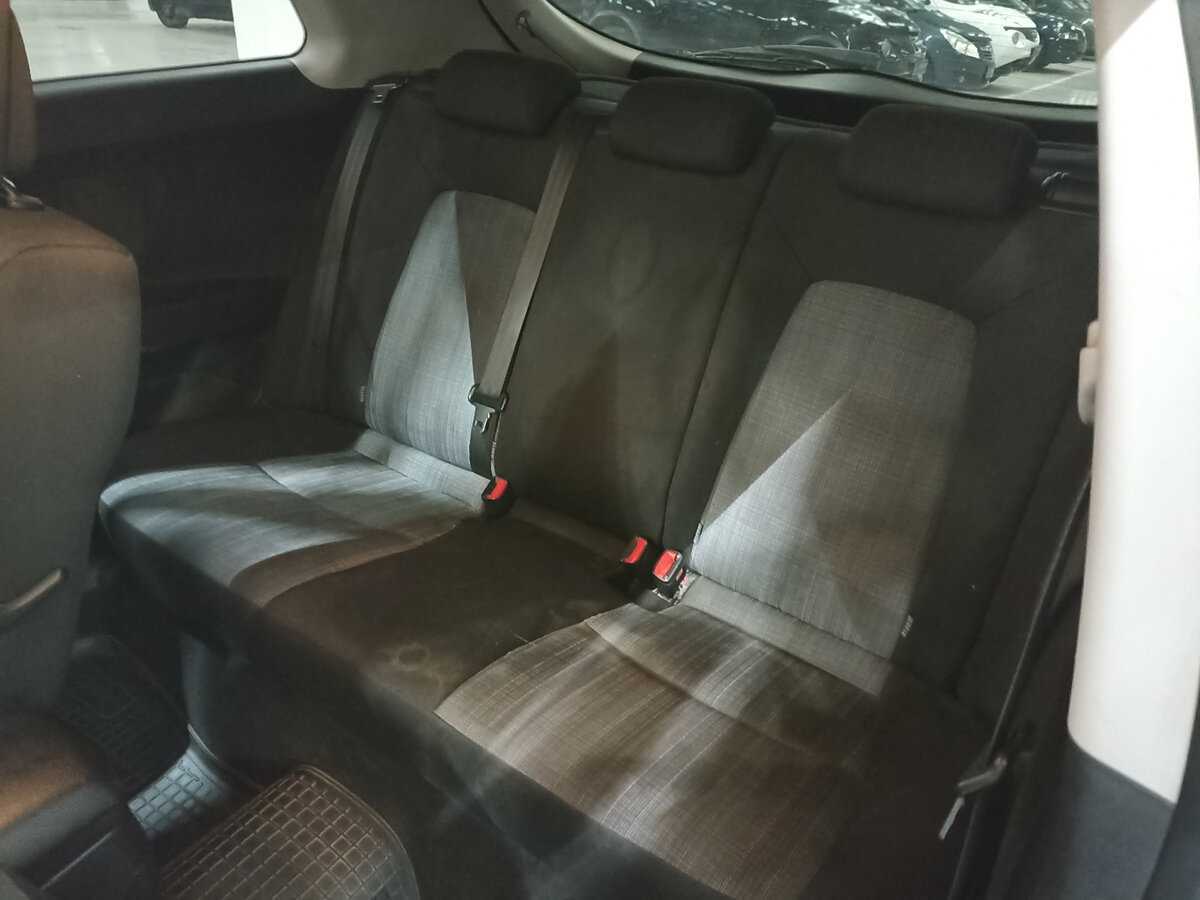 Kia Ceed, 2011 Фото №12