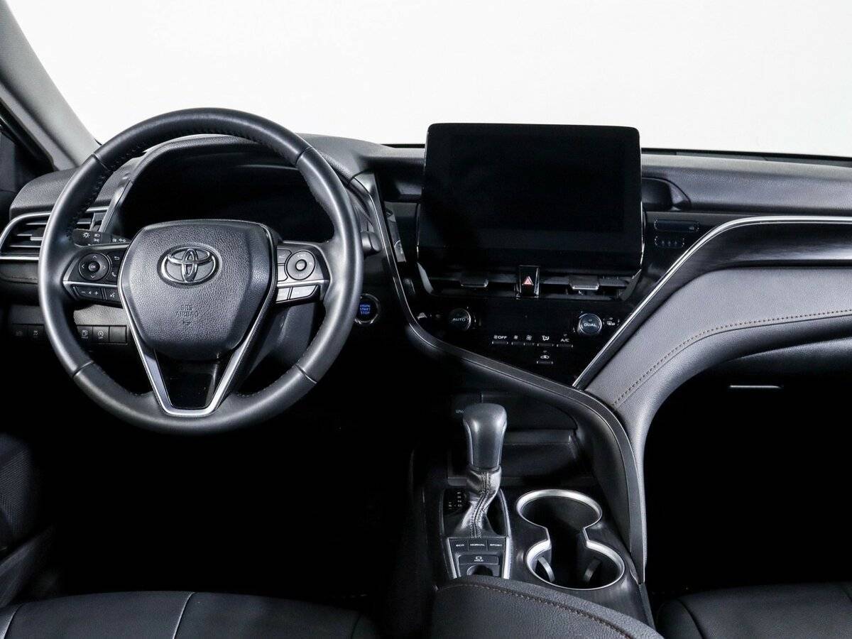 Toyota Camry, 2023 Фото №12