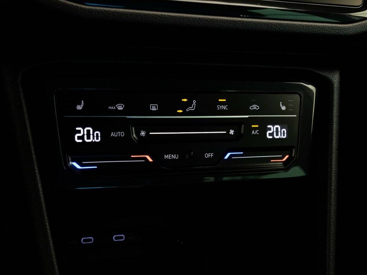 Volkswagen Tiguan, 2021 Фото №15