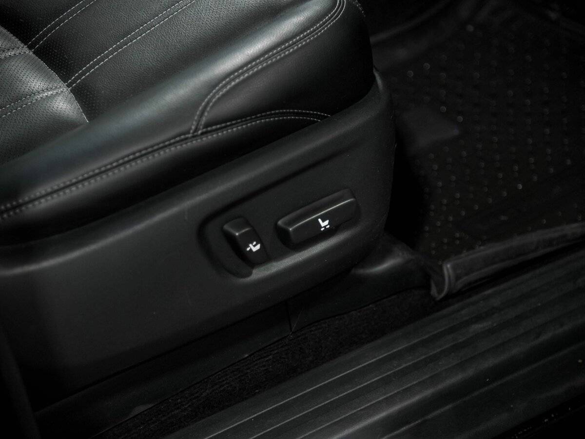 Toyota Land Cruiser Prado, 2017 Фото №25