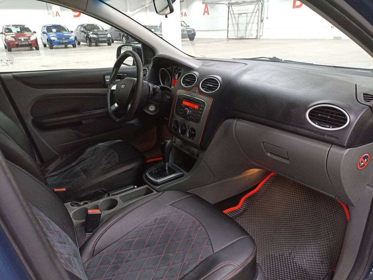 Ford Focus, 2011 Фото №11