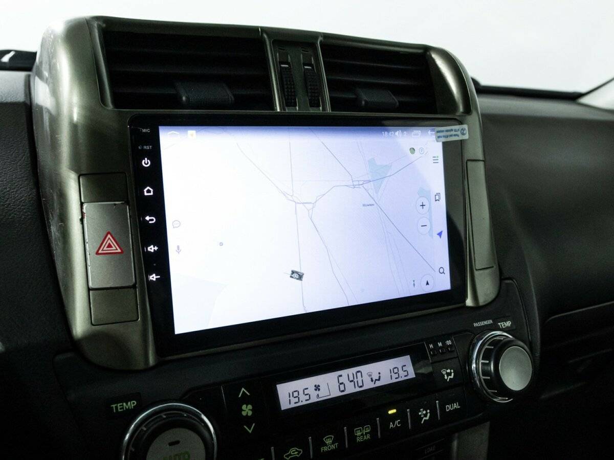 Toyota Land Cruiser Prado, 2011 Фото №17