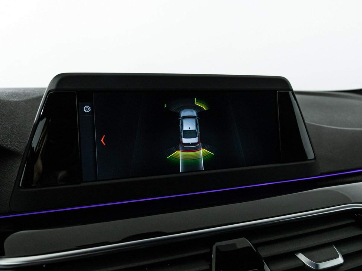 BMW 5 серии 520i, 2017 Фото №18