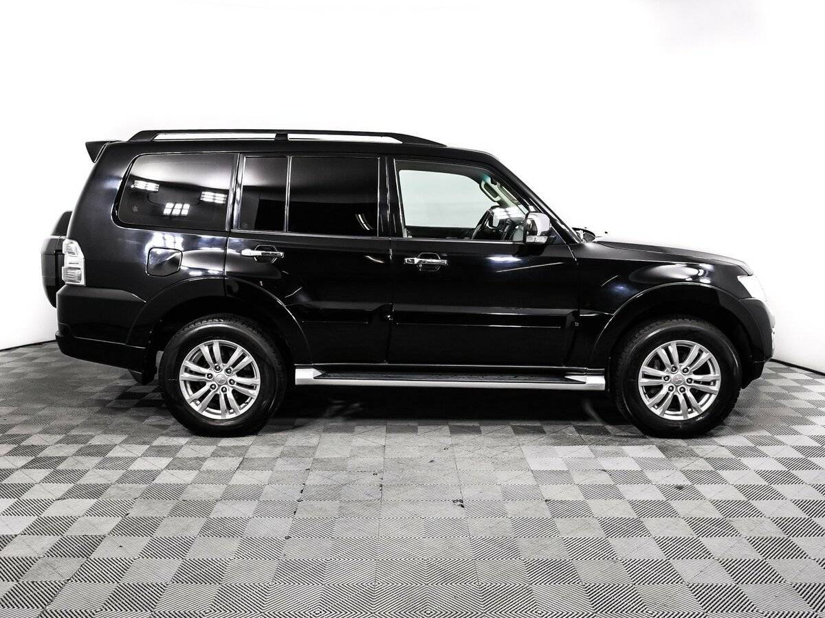 Mitsubishi Pajero, 2017 - 70 500 км. | Фото №4