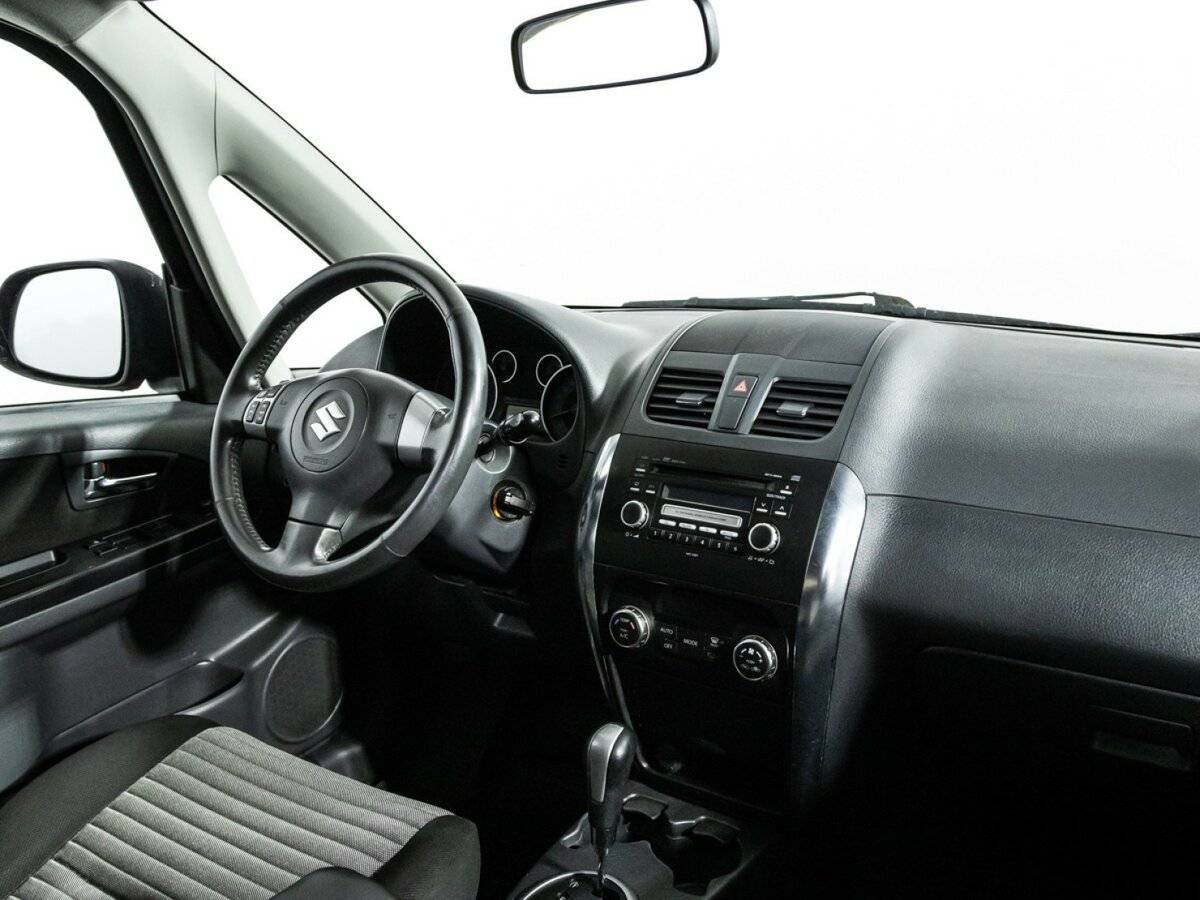 Suzuki SX4, 2010 Фото №9