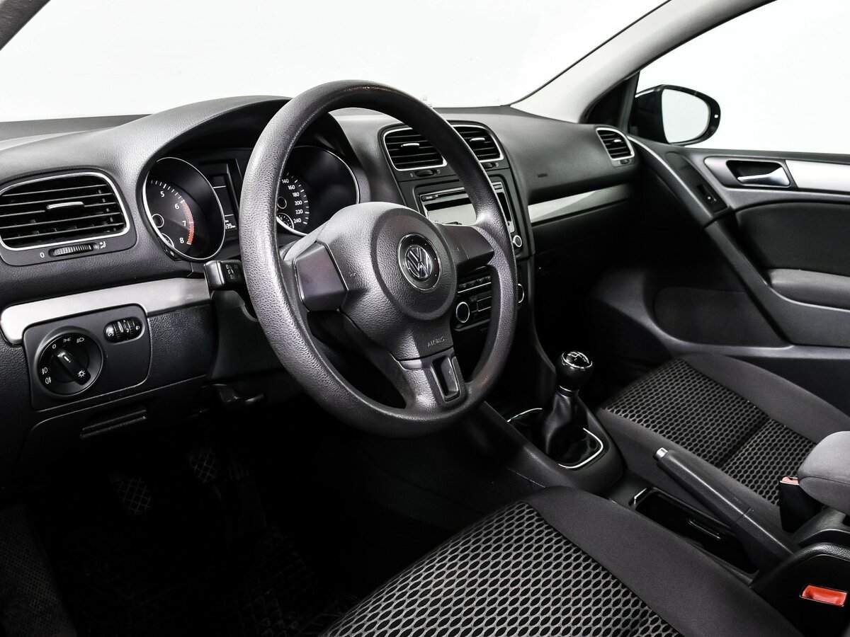 Volkswagen Golf, 2010 Фото №12