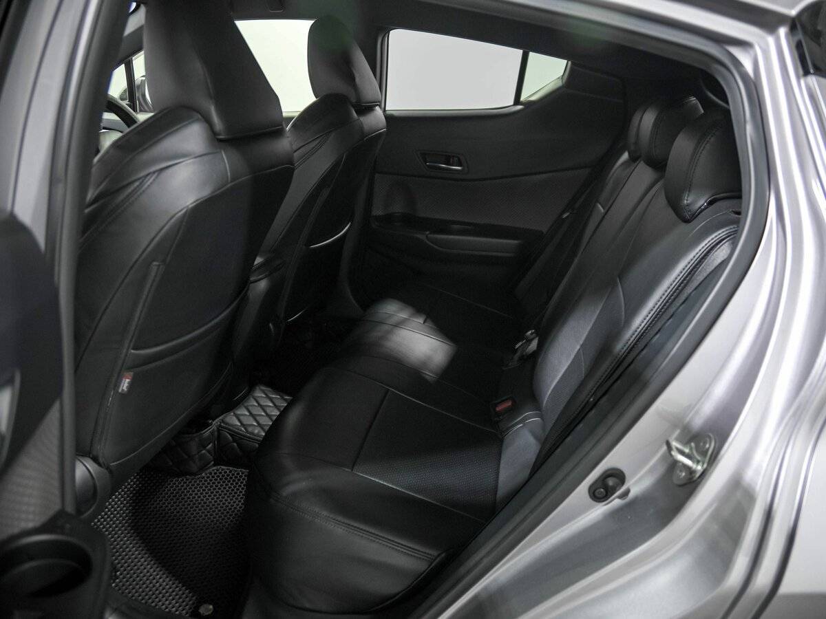 Toyota C-HR, 2020 Фото №20