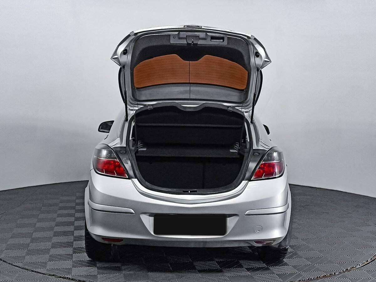 Opel Astra GTC, 2011 Фото №9