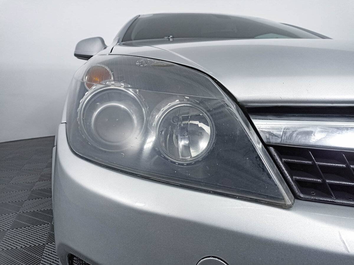 Opel Astra GTC, 2011 Фото №16